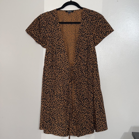 Madewell Flutter Sleeve Wrap Dress - Picture 3 of 9